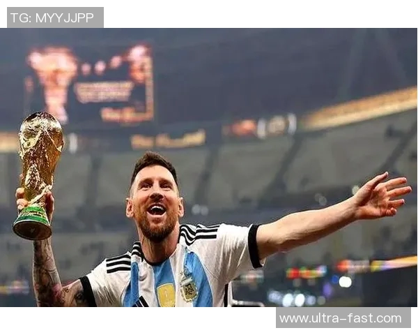 猜猜这位足球明星是谁他在绿茵场上闪耀光芒的故事